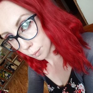 Meet your Posher, Felicia